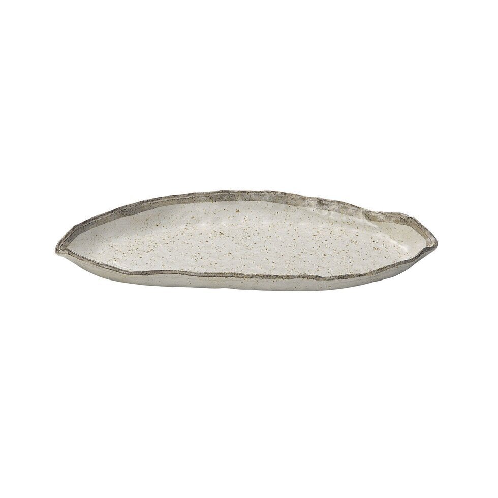 Shirokaratsu Triangle Share Plate 36 x 16cm - Just A Pinch Co